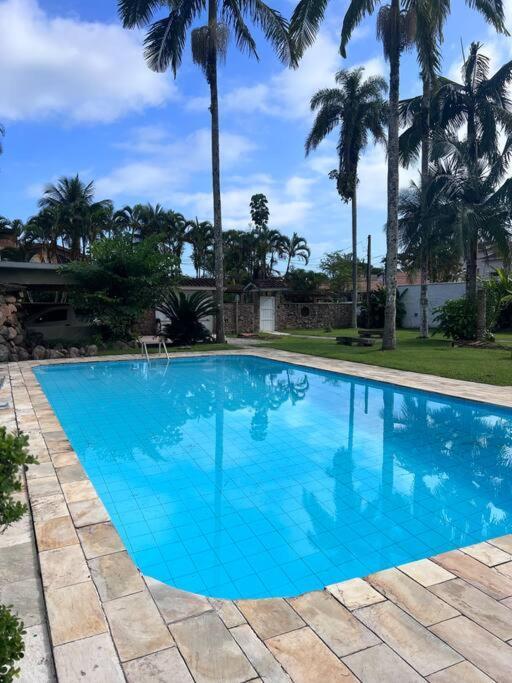 Villa Tavares - Casa Com Piscina Na Praia Da Lagoinha Убатуба Экстерьер фото