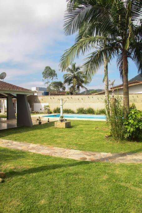 Villa Tavares - Casa Com Piscina Na Praia Da Lagoinha Убатуба Экстерьер фото