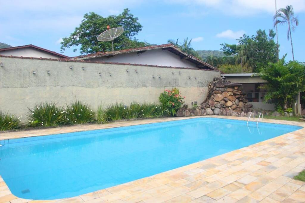 Villa Tavares - Casa Com Piscina Na Praia Da Lagoinha Убатуба Экстерьер фото